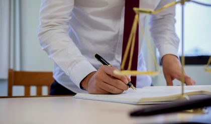 avocat în dreptul muncii